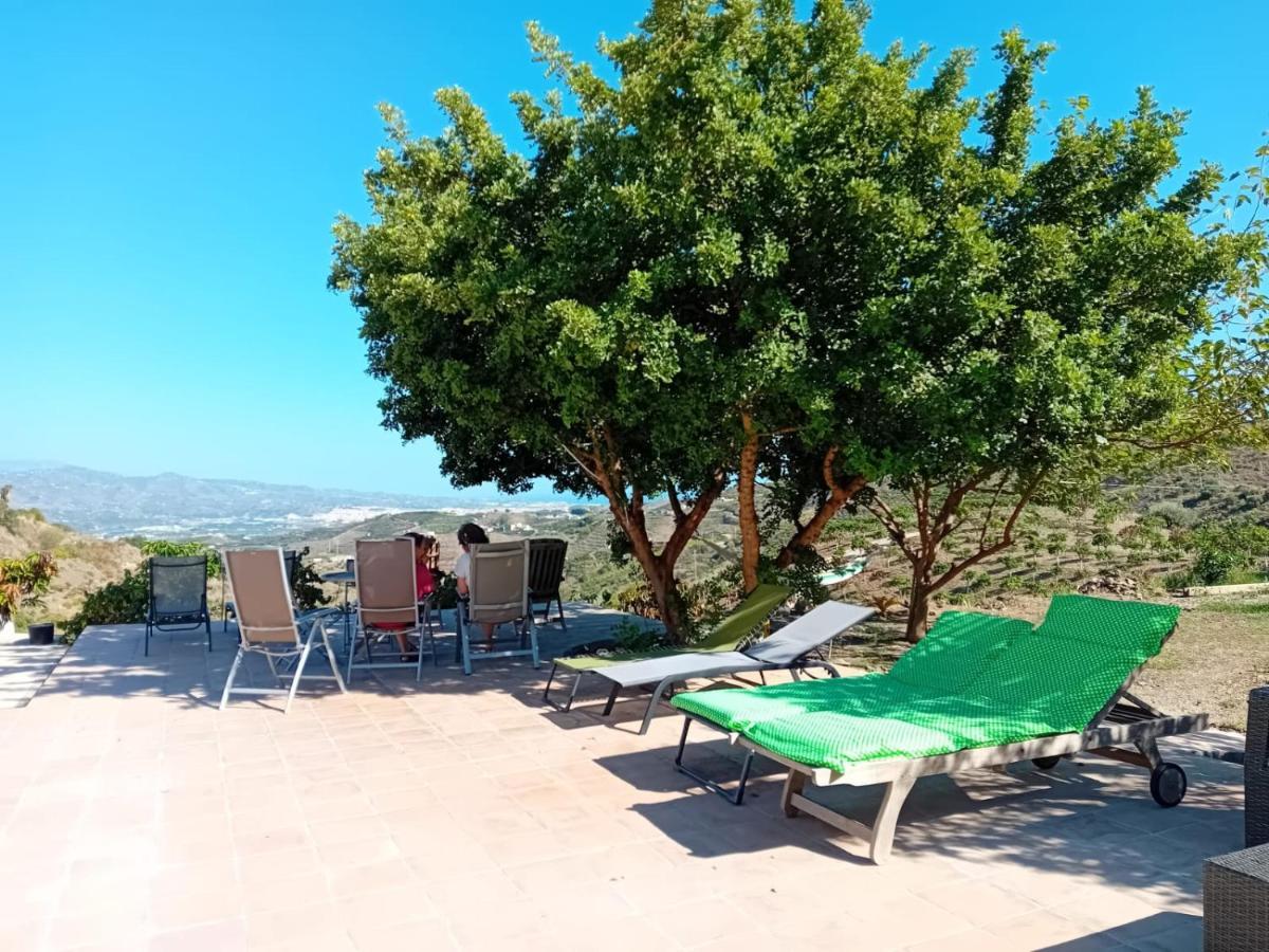 Casa Montana Velez-Malaga B&B Exterior photo